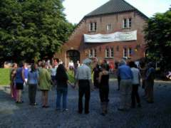 Volkstanz auf dem Hofplatz