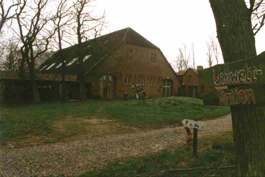 Blick von der Hofeinfahrt